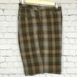 TOMMY BAHAMA MENS SHORTS SIZE 35